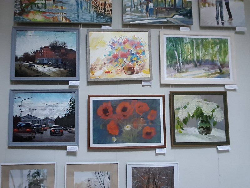 Люди с ограниченными возможностями здоровья посетили картинную галерею в г. Рубцовске