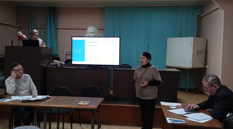 Л.И. Иванова рассказала ветеранам г. Барнаула о направлениях деятельности нашей организации