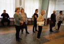 Выставку неопределенностей «Где мы будем, когда кончится лето?» посетили благополучатели АКОО «Вместе против рака» в Бийске