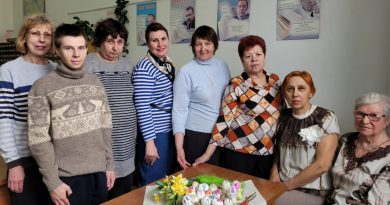 Мастер-класс «Роспись пасхальных яиц» прошёл в Бийске