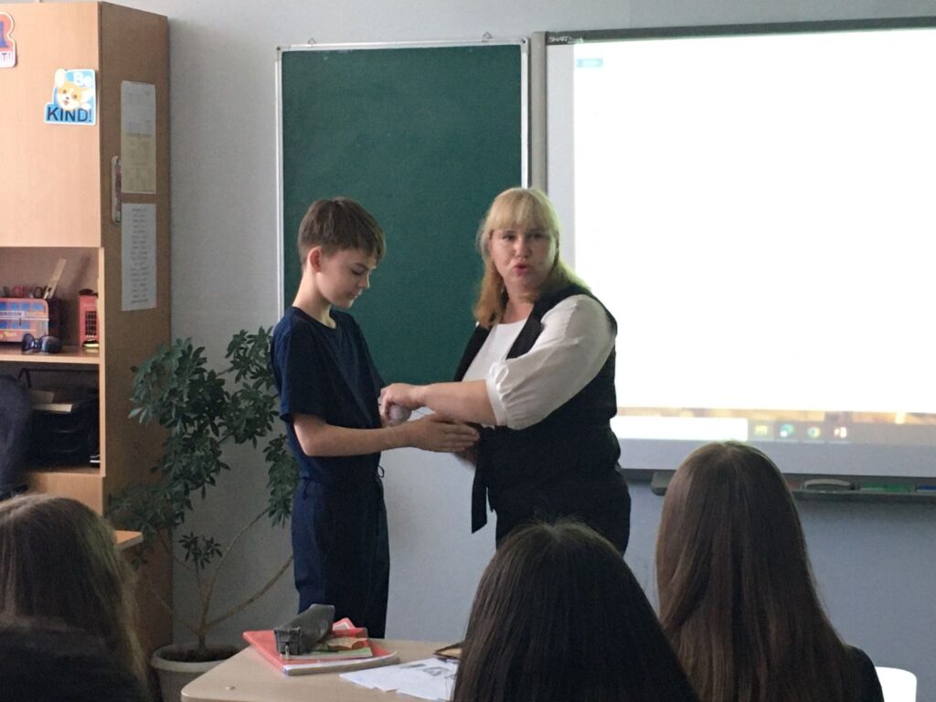 Курить – здоровью вредить. Занятие в бийской школе