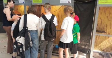 В мир дикой природы: дети из центра помощи посетили террариум "Живые тропики"